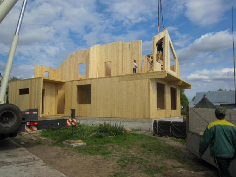 CLT: достоинства и особенности деревянного монолита для домостроения